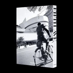 Fifth Avenue: 200 Years of Stories and Legends