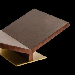 Ultimate Collector Bookstand